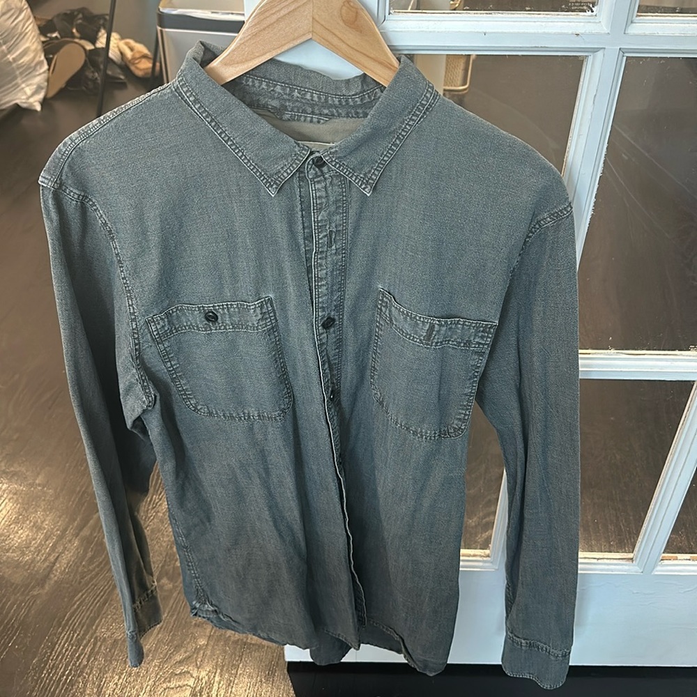Buck Mason Green Button-down Large